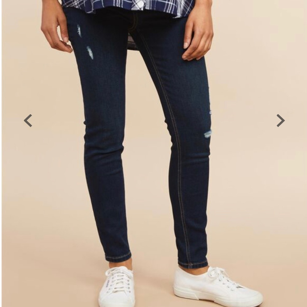 Maternity jeans NWT